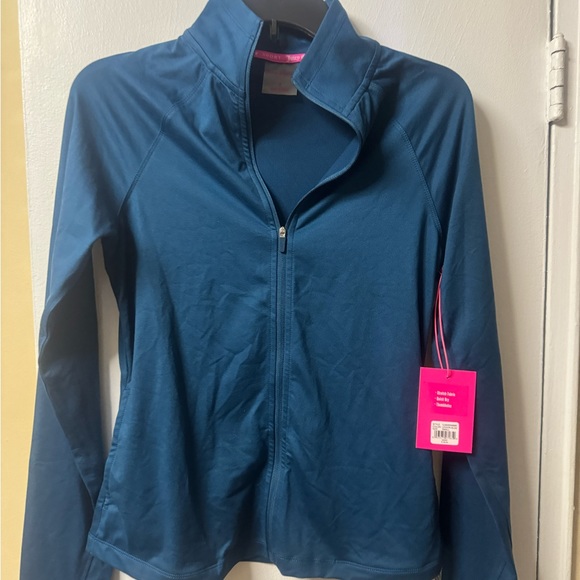 Brand new juicy couture leggings, and zip up sweater. Stretchy fabric - Picture 4 of 5